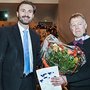 Lecturer of the Year, professor in Medical physiology Ole Bækgaard Nielsen (to the right), together with Dean of Health, Allan Flyvbjerg.
