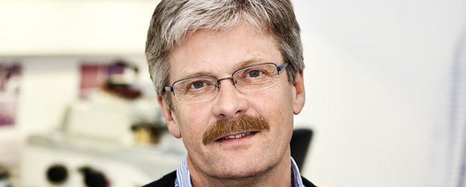 Professor Torben Ørntoft skal stå i spidsen for en forskningsalliance, der skal undersøge brugen af blod til screening for tarmkræft.